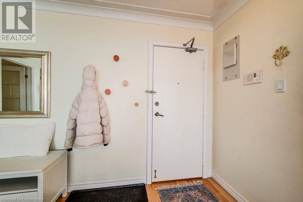 Waterloo, ON N2L5G6,65 WESTMOUNT RD North #910