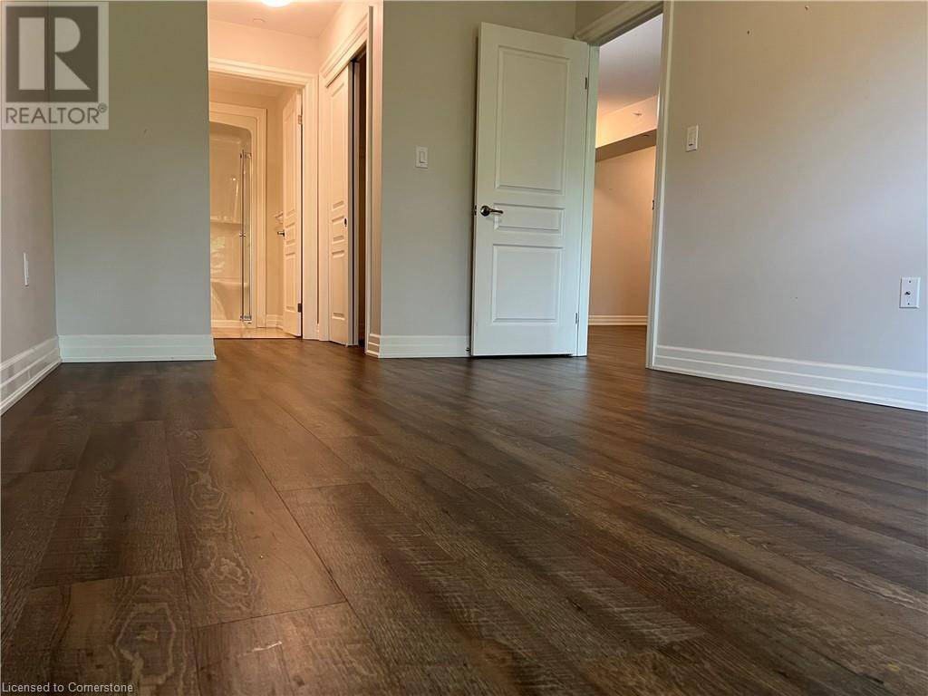 St. Catharines, ON L2N4R5,212 LAKEPORT RD #302