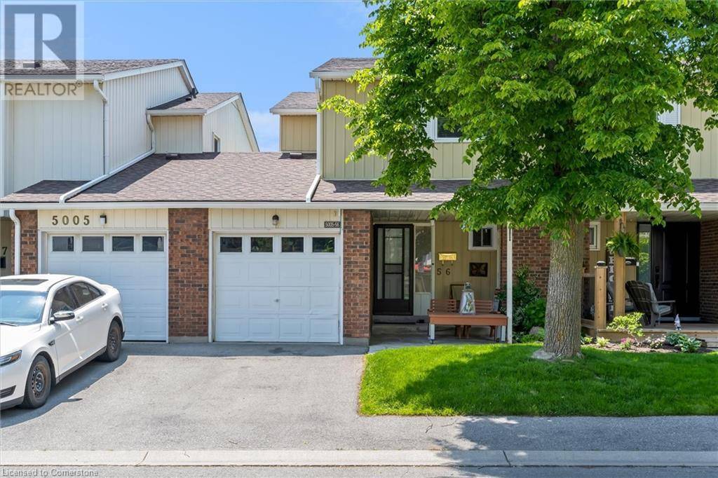 Burlington, ON L7L5J6,5005 PINEDALE AVE #56