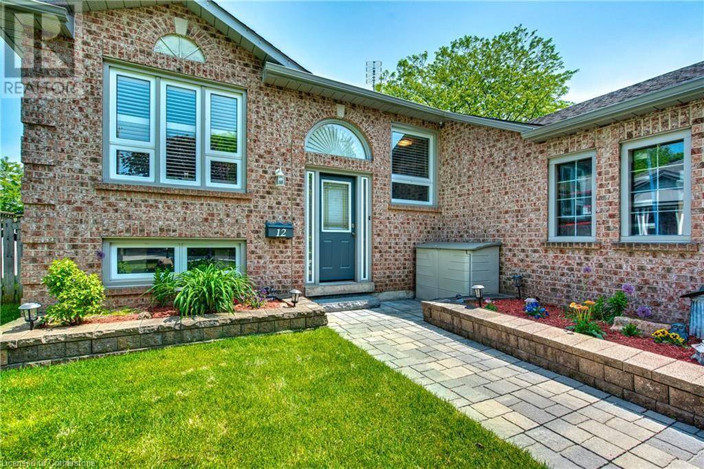 Pelham, ON L0S1E4,12 WOODSIDE Square