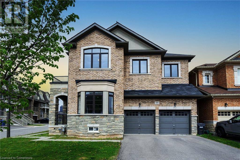Oakville, ON L6H0S1,391 GRINDSTONE Trail