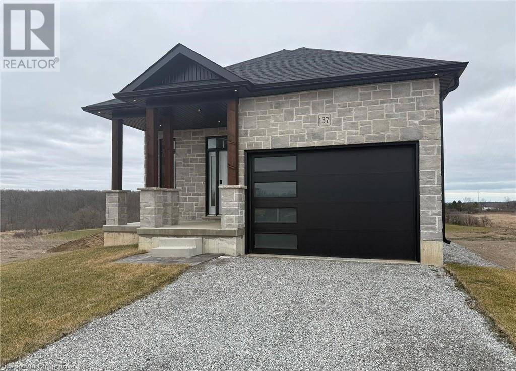 Cayuga, ON N0E1E0,137 PIKE CREEK Drive