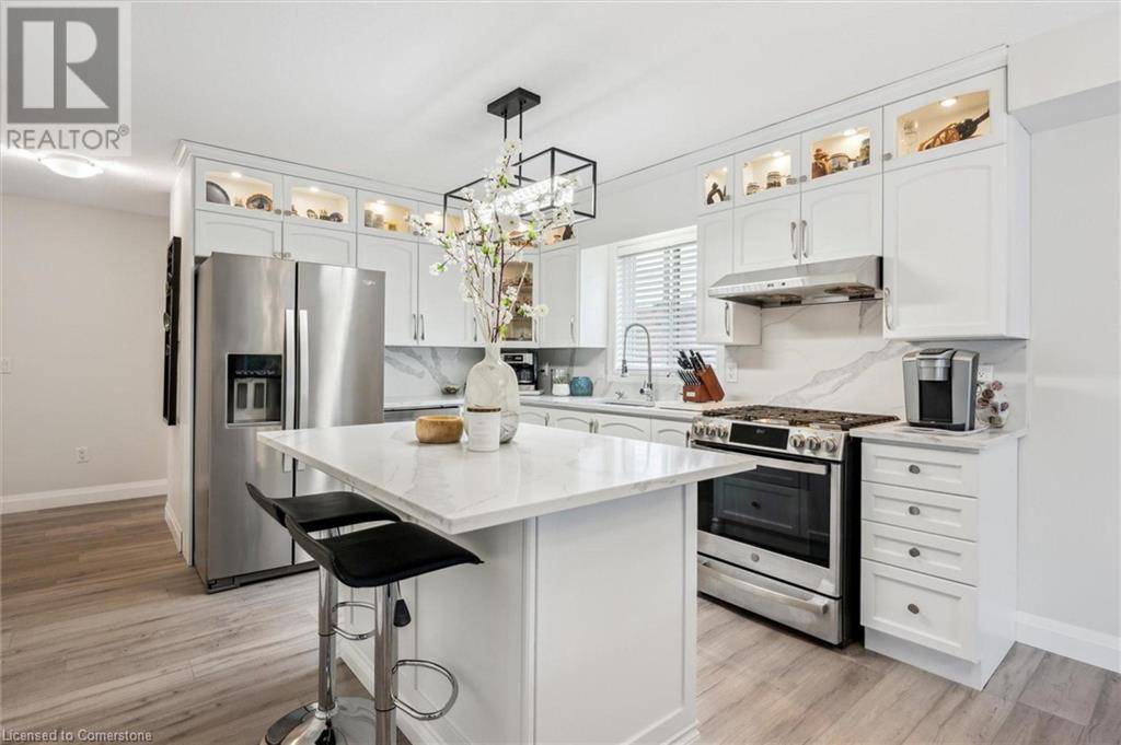 Guelph, ON N1L1N6,3 PINE RIDGE Drive