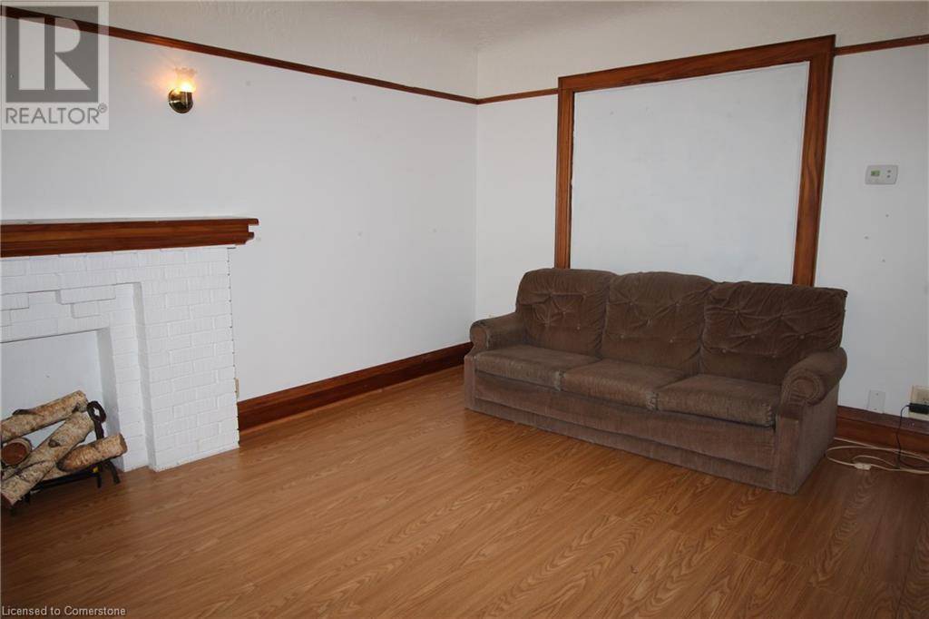 Hamilton, ON L8S4A8,29 DROMORE Crescent