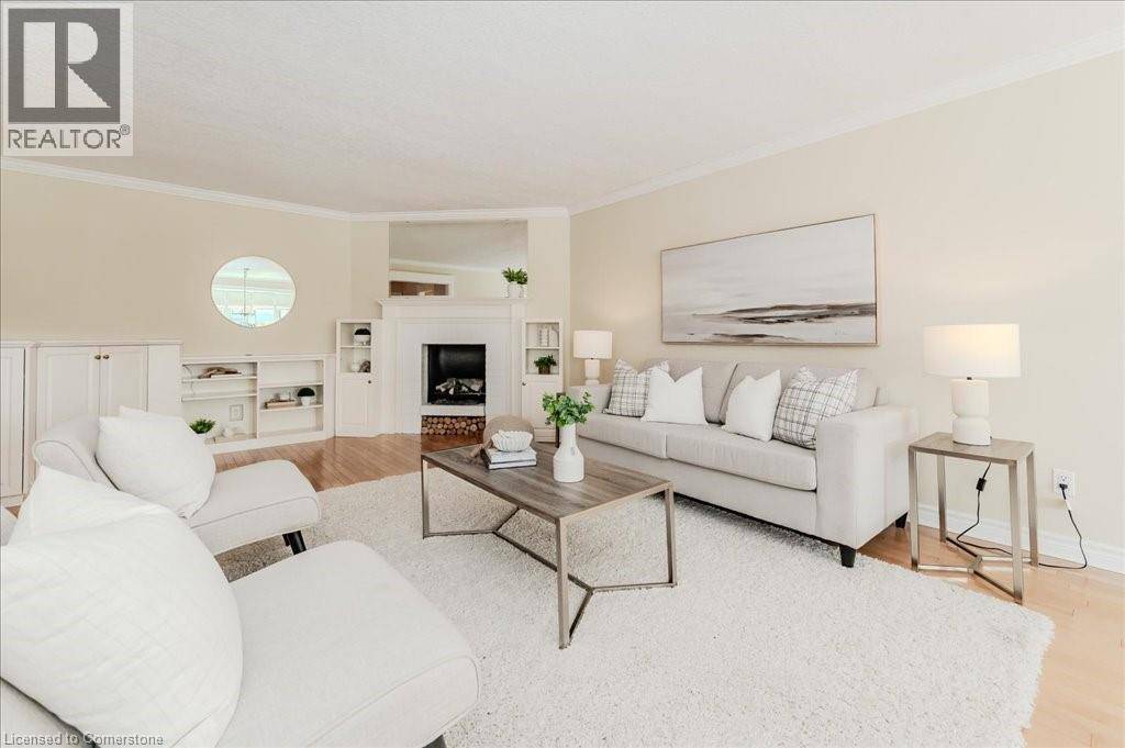 Waterloo, ON N2L2Y5,43 CAROLINE ST #302
