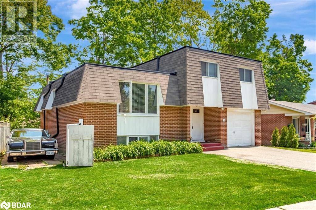 Barrie, ON L4M5A8,45 SPRINGDALE Drive