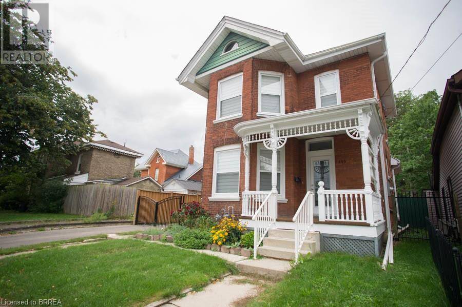 Brantford, ON N3S5W4,166 BROCK Street