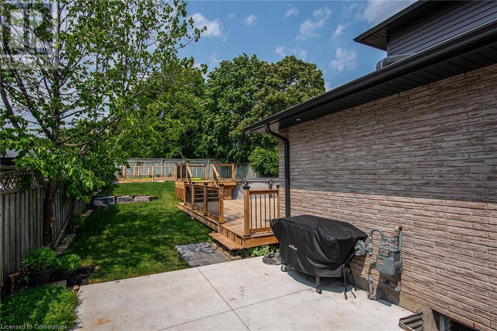 Guelph, ON N1H8A8,5 GREENWICH Drive