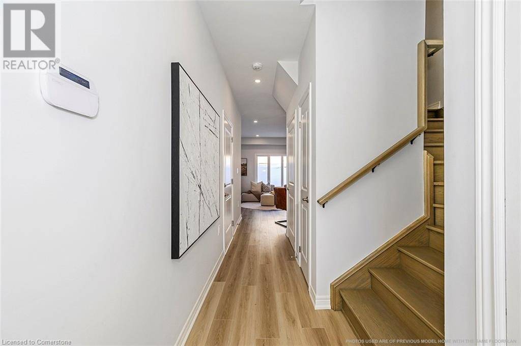 Hamilton, ON L0R1W0,205 THAMES WAY #31