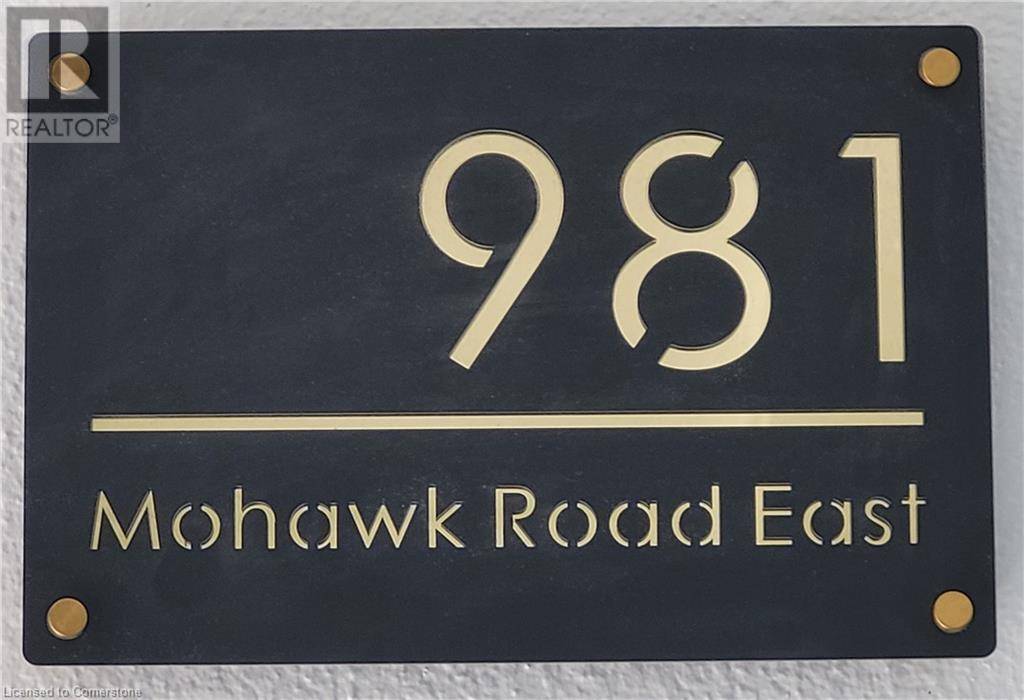 Hamilton, ON L8T2R9,981 MOHAWK Road E