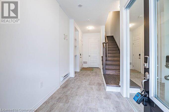 Brampton, ON L7A5K3,21 MELMAR Street