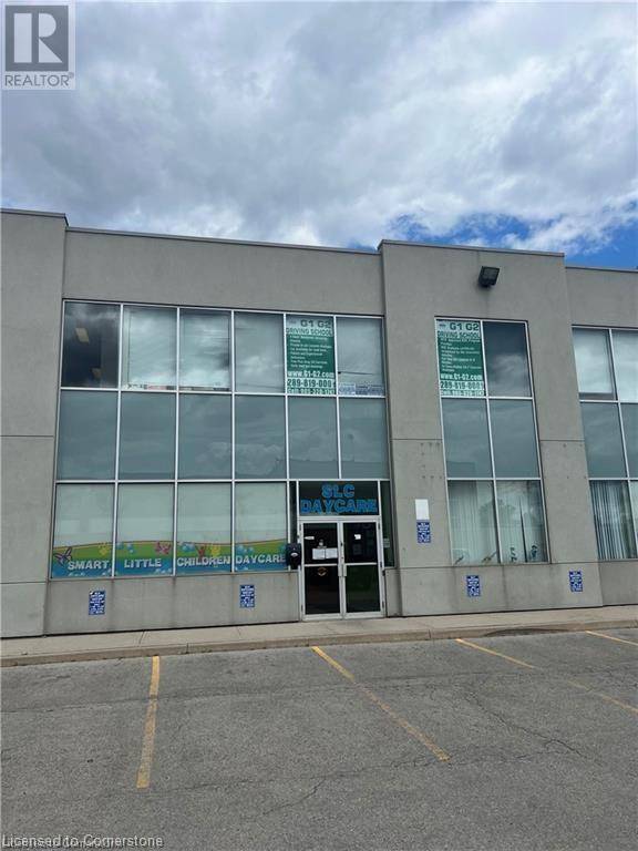 Oakville, ON L6L5L7,2195 WYECROFT Road
