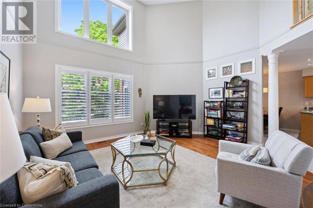 Guelph, ON N1L1K2,52 CAMM Crescent
