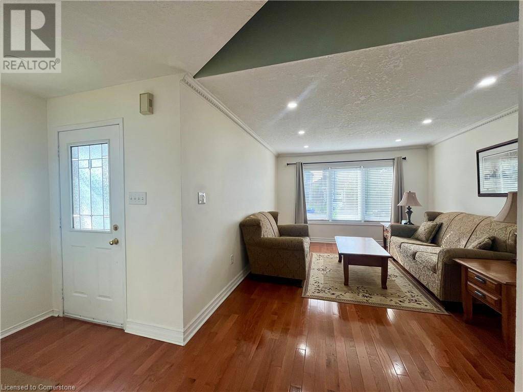 Brantford, ON N3T6P7,47 GAYDON Way