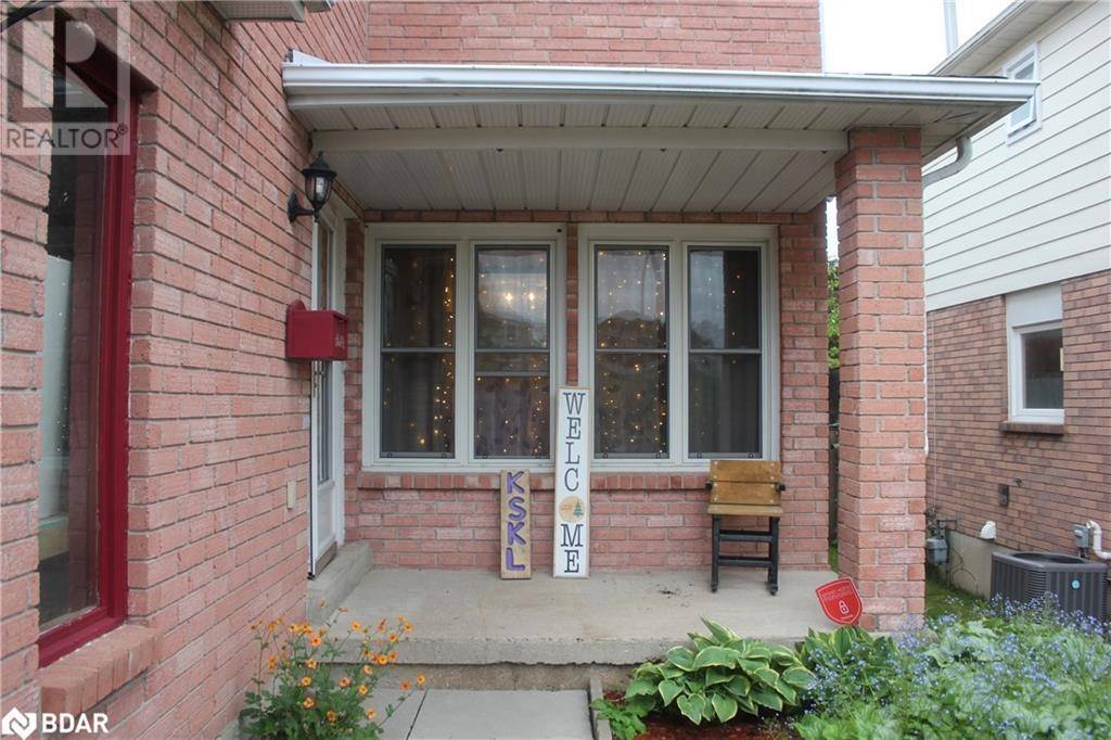Barrie, ON L4N5T9,103 GARDEN Drive