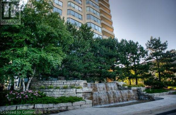 Waterloo, ON N2J4S2,4 WILLOW ST #302
