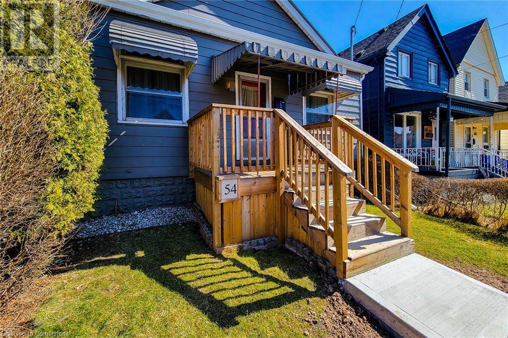 Hamilton, ON L8L7B6,54 FAIRVIEW Avenue