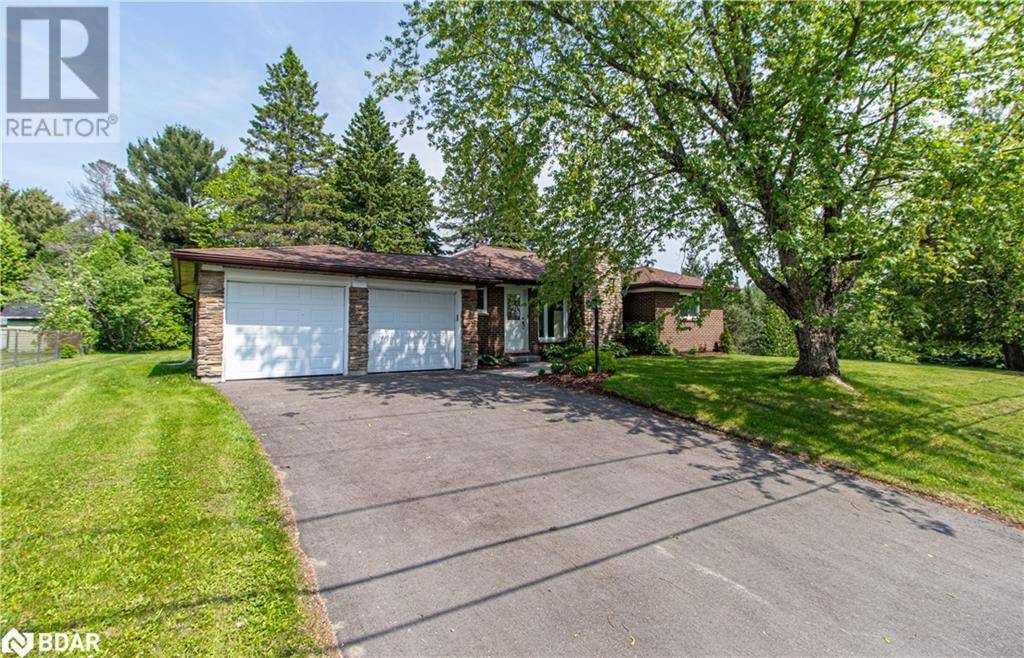 Sundridge, ON P0A1Z0,27 PAGET Street