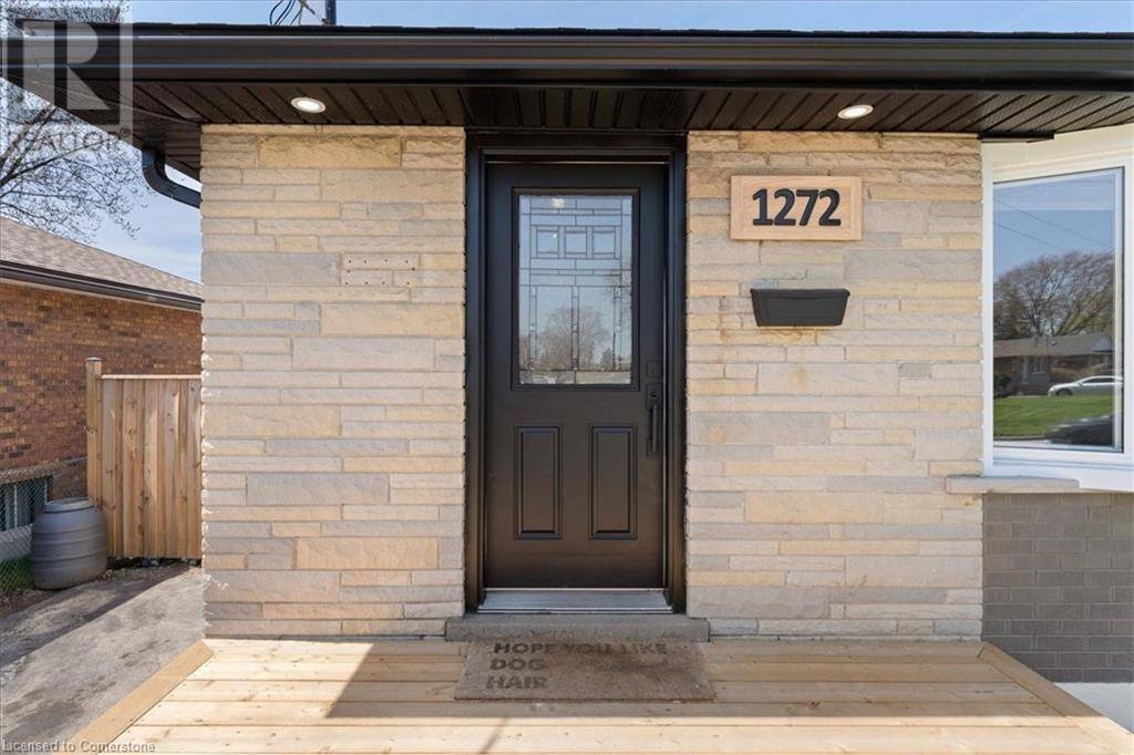 Burlington, ON L7P1E4,1272 DE QUINCY Crescent