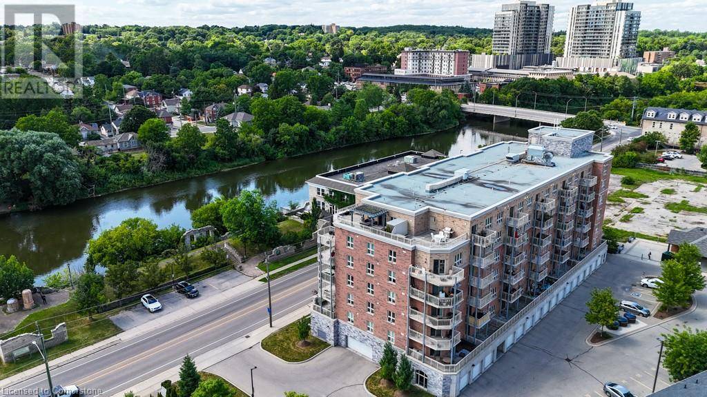 Cambridge, ON N1R3E3,155 WATER ST South #409