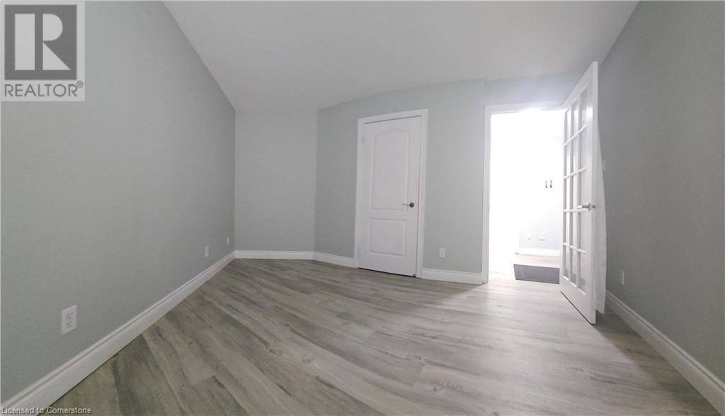 Hamilton, ON L8P2Z6,135 JAMES ST South #1110