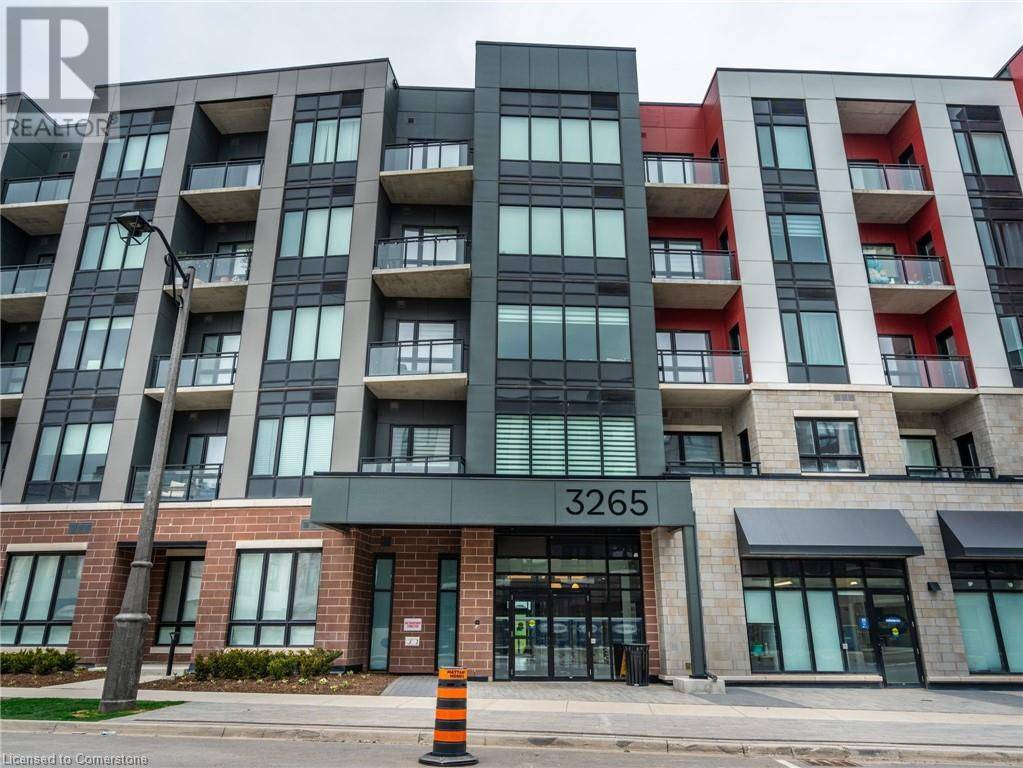 Oakville, ON L6M5P7,3265 CARDING MILL DR #212