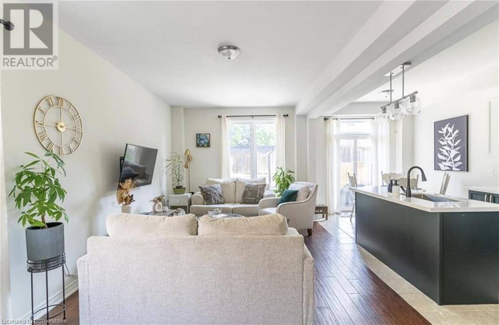 Hamilton, ON L9K0J6,90 RAYMOND RD #24