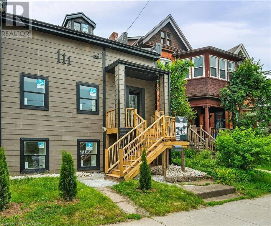 Hamilton, ON L8N2R3,111 WELLINGTON Street S