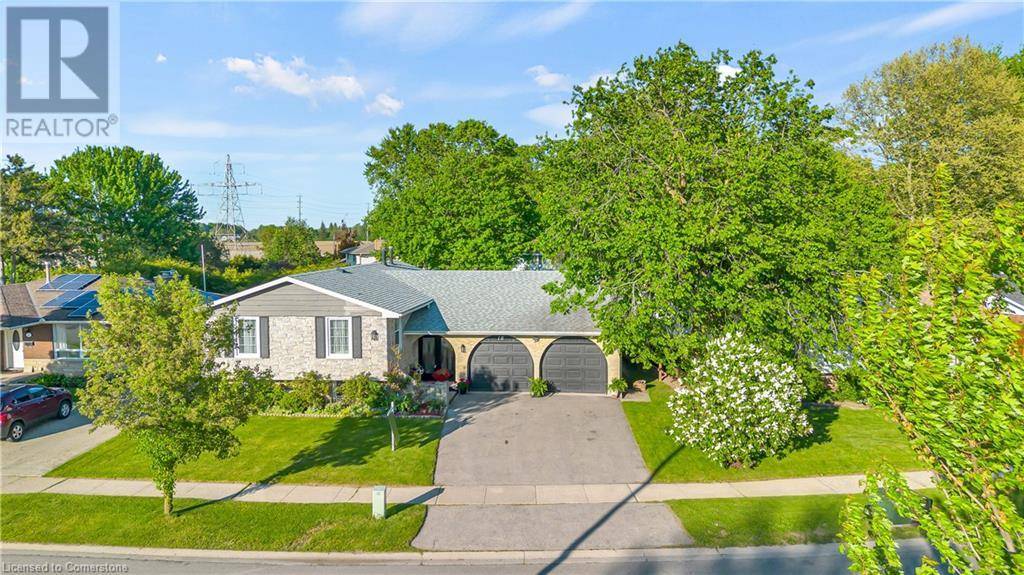 Brantford, ON N3R6P5,18 OLD FARM Road