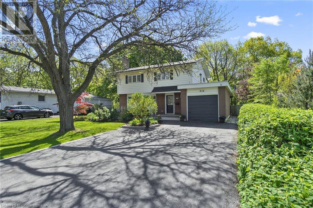 Oakville, ON L6H1N3,516 FALGARWOOD Drive
