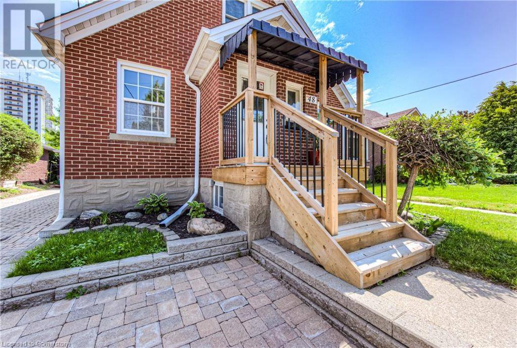 Kitchener, ON N2H4G7,48 ELLIS Avenue