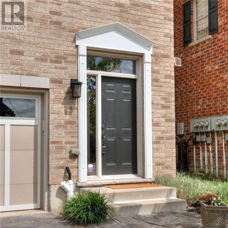Kitchener, ON N2H0B2,348 LOUISA Street