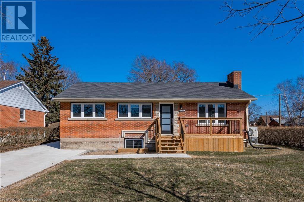 Kitchener, ON N2H6C5,178 FAIRFIELD AVE #B