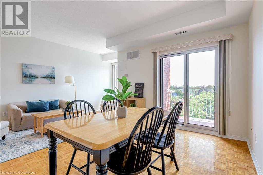Mississauga, ON L5M6T6,32 TANNERY ST #602