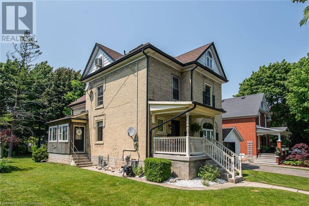 Elmira, ON N3B2T1,26 QUEEN Street