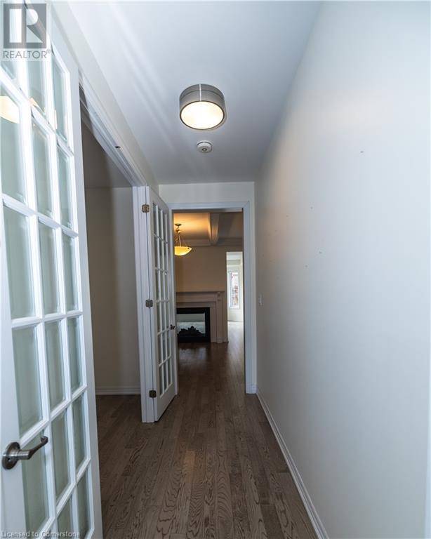 Oakville, ON L6M1R1,295 IRONSIDE Drive