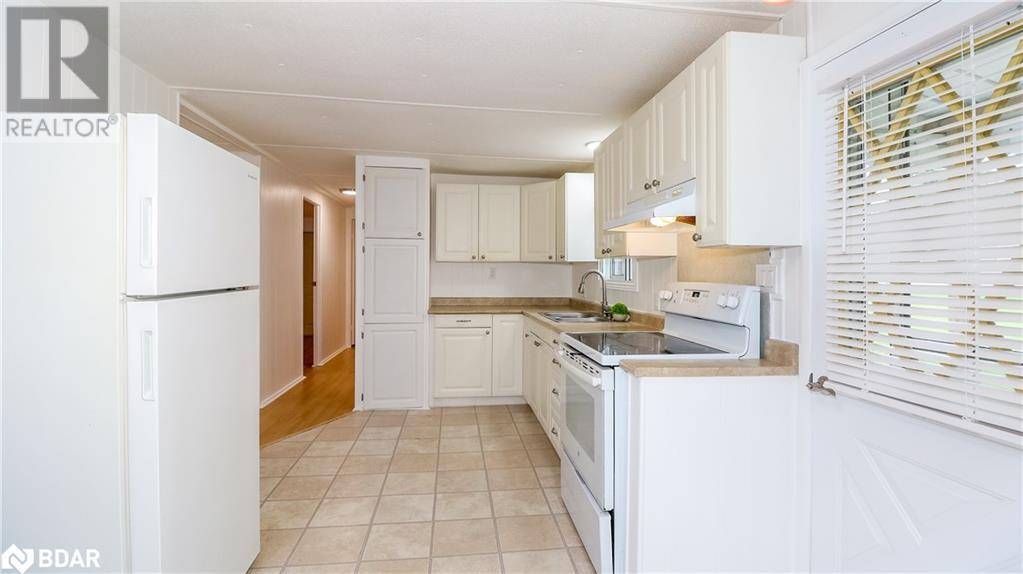 Innisfil, ON L9S1P1,45 HAWTHORNE Drive