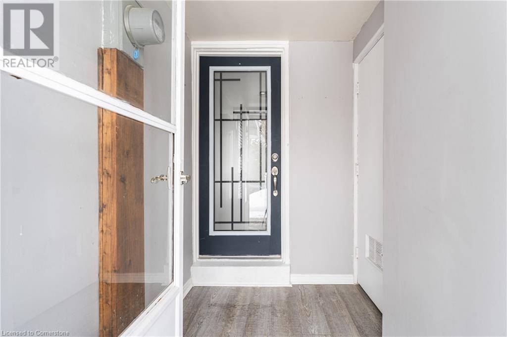 Hamilton, ON L9C6H4,68 GLEDHILL Crescent