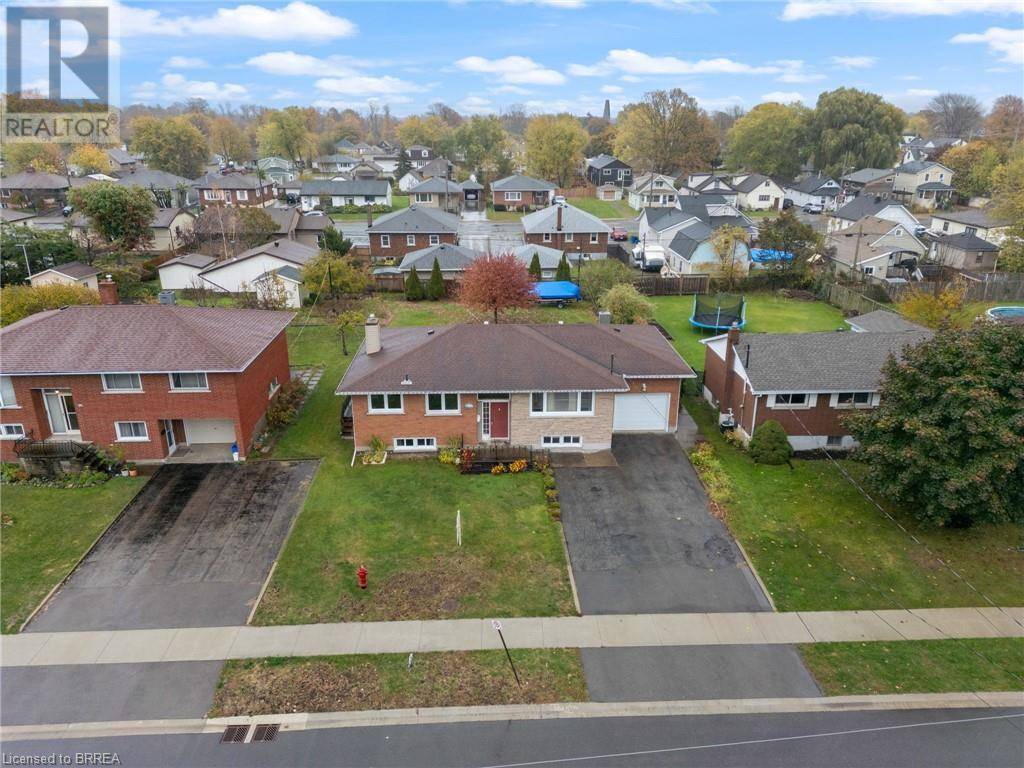 Port Colborne, ON L3K2E6,21 JANET Street