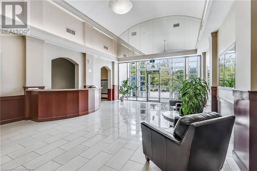 Mississauga, ON L4W5P7,1359 RATHBURN RD East #902