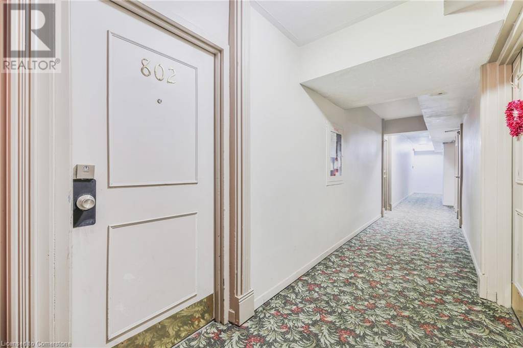 Hamilton, ON L8G1B4,851 QUEENSTON RD #802