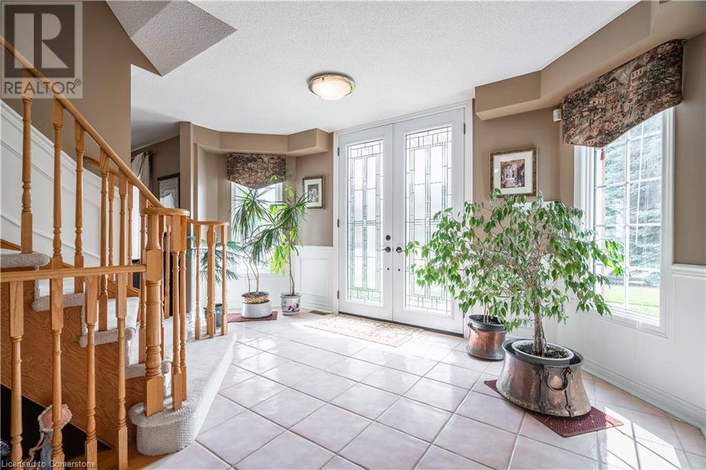 Hamilton, ON L9K1H8,89 MEADOWLANDS Boulevard