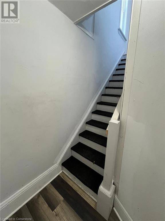 Woodstock, ON N4S1K7,592 PEEL ST #2
