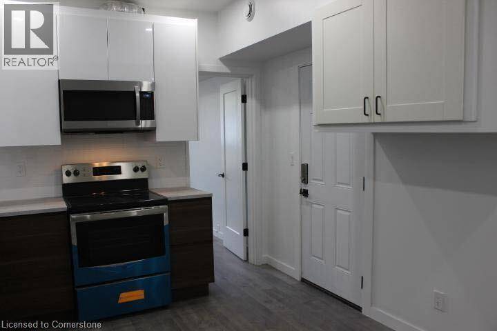 Hamilton, ON L8M1J6,590 MAIN ST East #1A