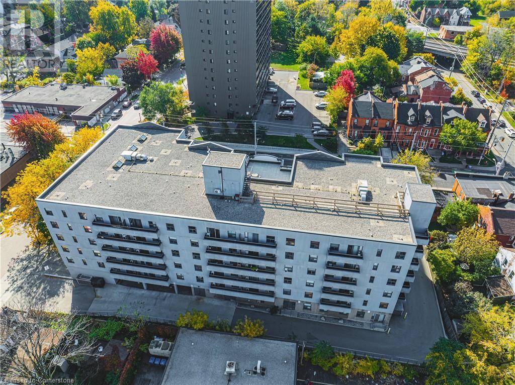 Hamilton, ON L8N4E7,175 HUNTER ST East #504