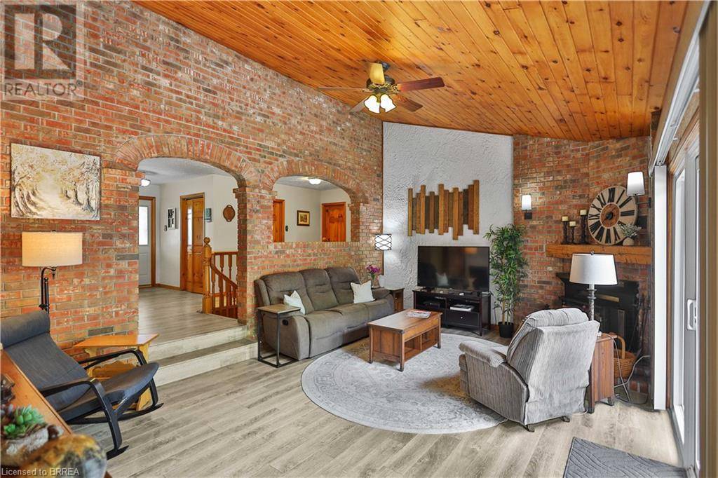 Kitchener, ON N2E2N3,110 ALBION Court