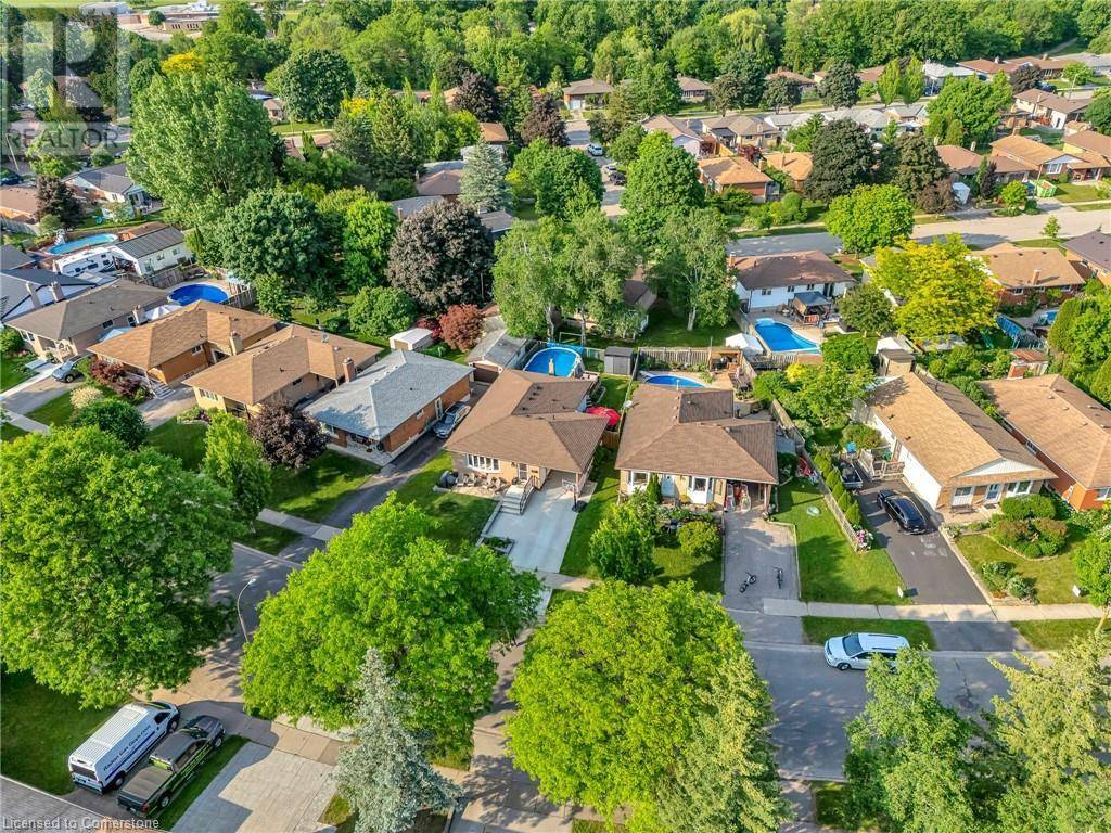 Waterloo, ON N2L4N1,588 HIGHPOINT Avenue