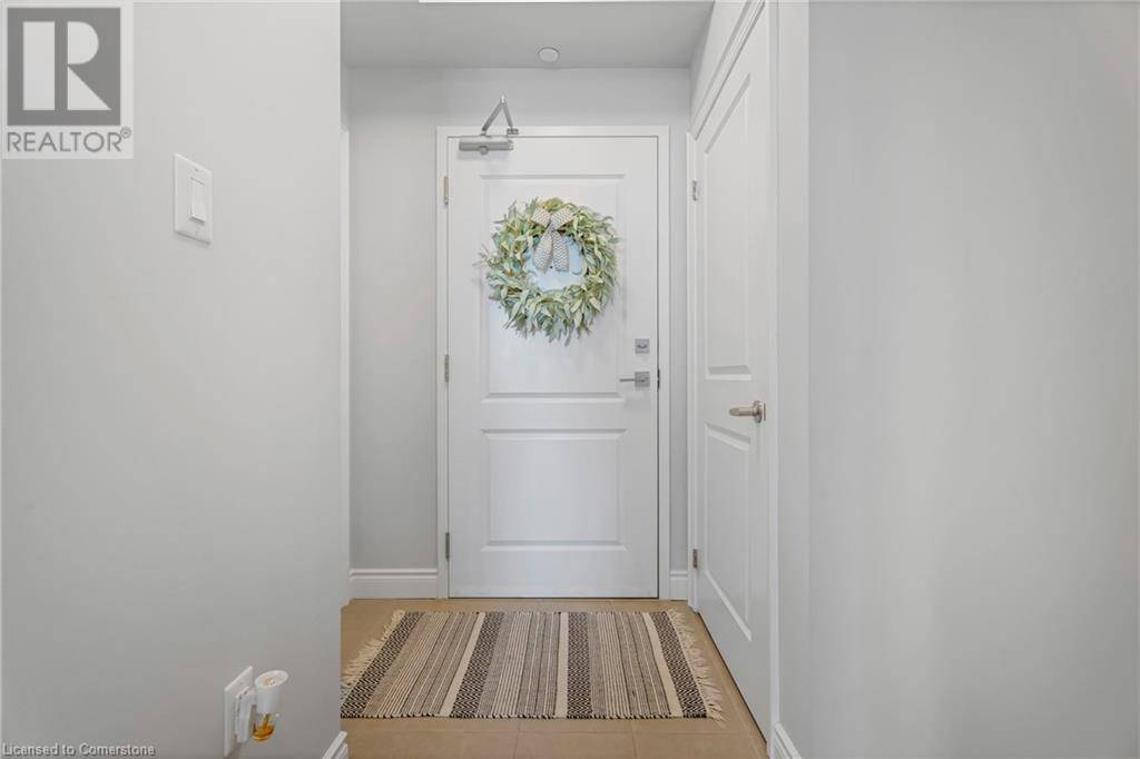 Hamilton, ON L8E0K2,101 SHOREVIEW PL #239