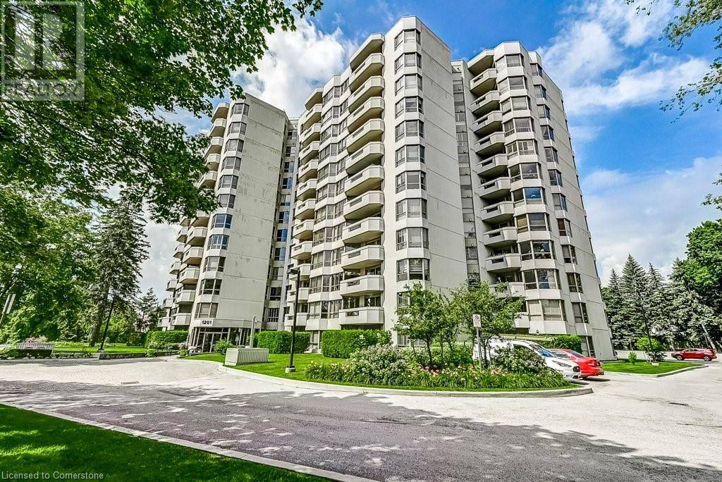 Burlington, ON L7S1Z5,1201 NORTH SHORE BLVD East #1106