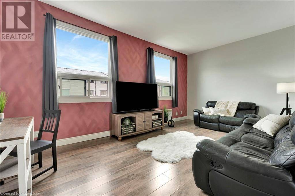 Tillsonburg, ON N4G4N4,129 CONCESSION ST East #35